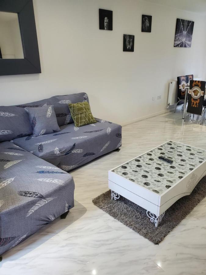 Beautiful & Elegant 2 Bed Room House Manchester Eksteriør bilde
